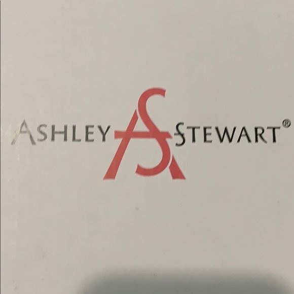 Booties - Picture 5 of 5